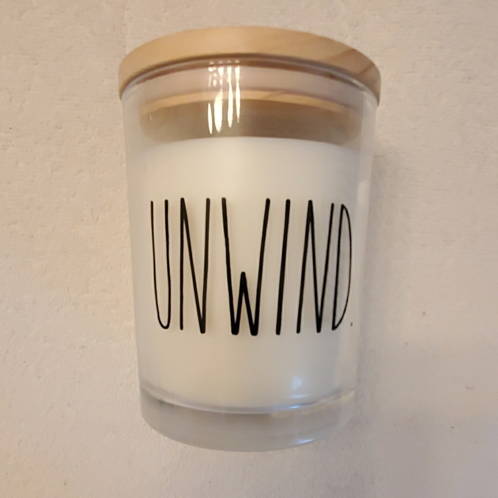 RAE DUNN Candle Lavender & Blue Sage (16 oz)